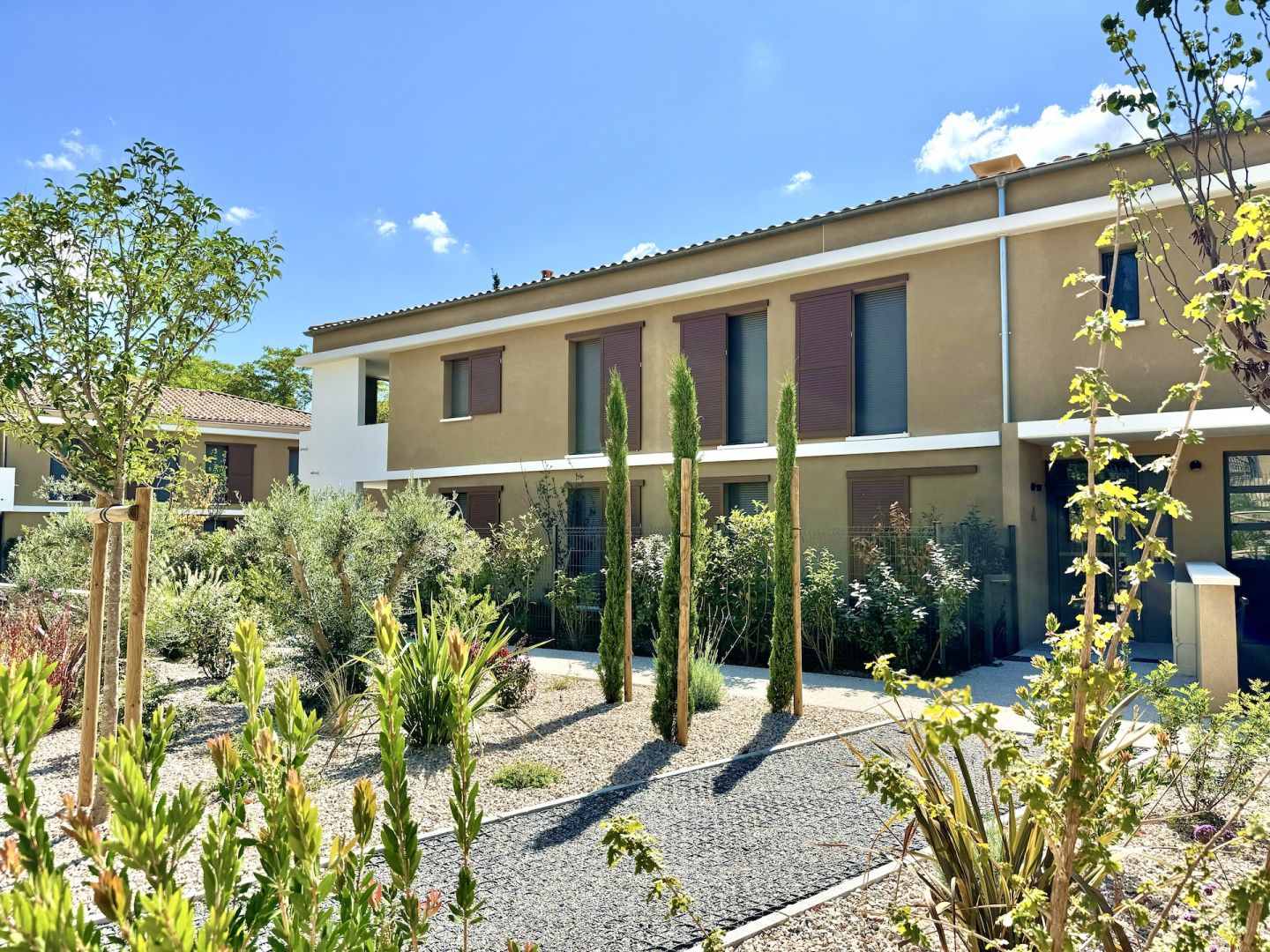 illustration-pierres-de-collection-immobilier-neuf-pour-vivre-ou-investir-dans-le-var-campagne-giraud-199627-aix-en-provence-202061-3.jpg