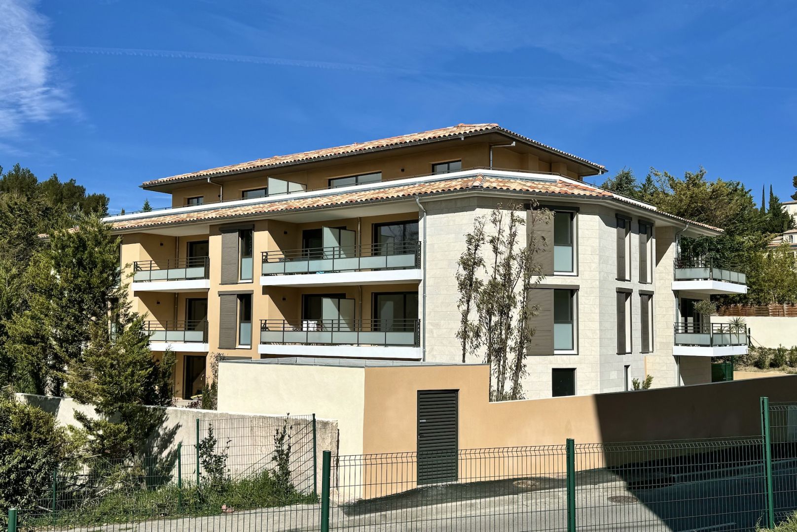 illustration-pierres-de-collection-immobilier-neuf-pour-vivre-ou-investir-dans-le-var-villa-baccara-205772-aix-en-provence-203782-2.jpg